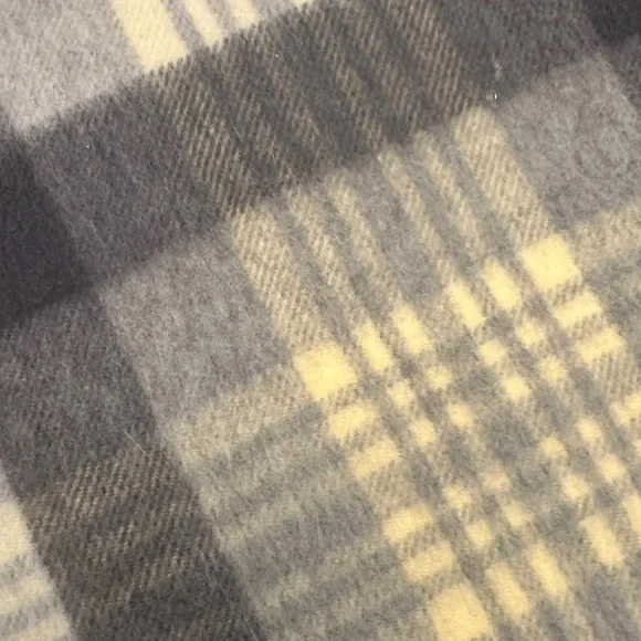 ✔️82 BEGG Lambswool Angora Plaid Wool Scarf with Fringe